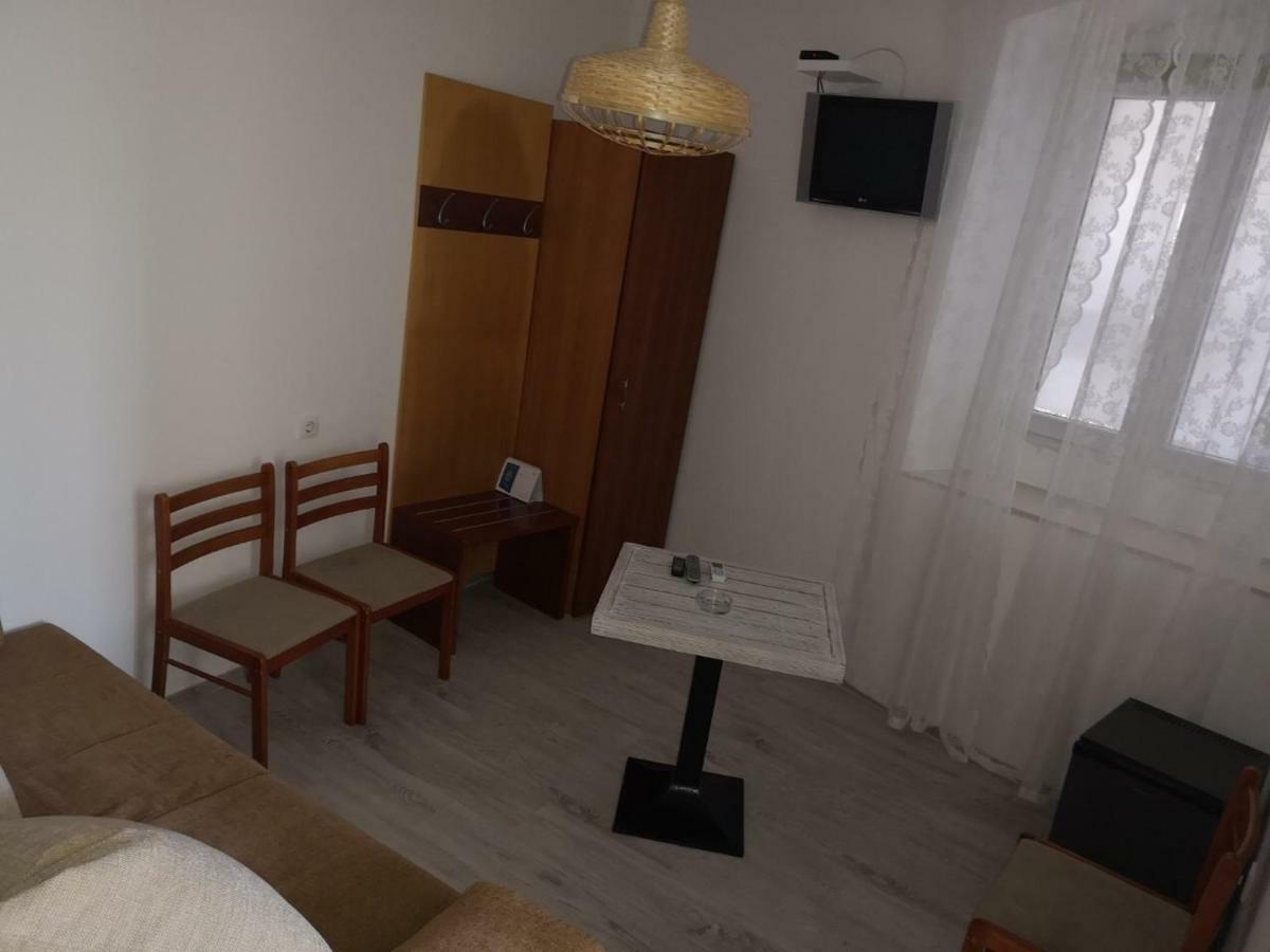 Main Bus Station Rooms Dubrownik Zewnętrze zdjęcie